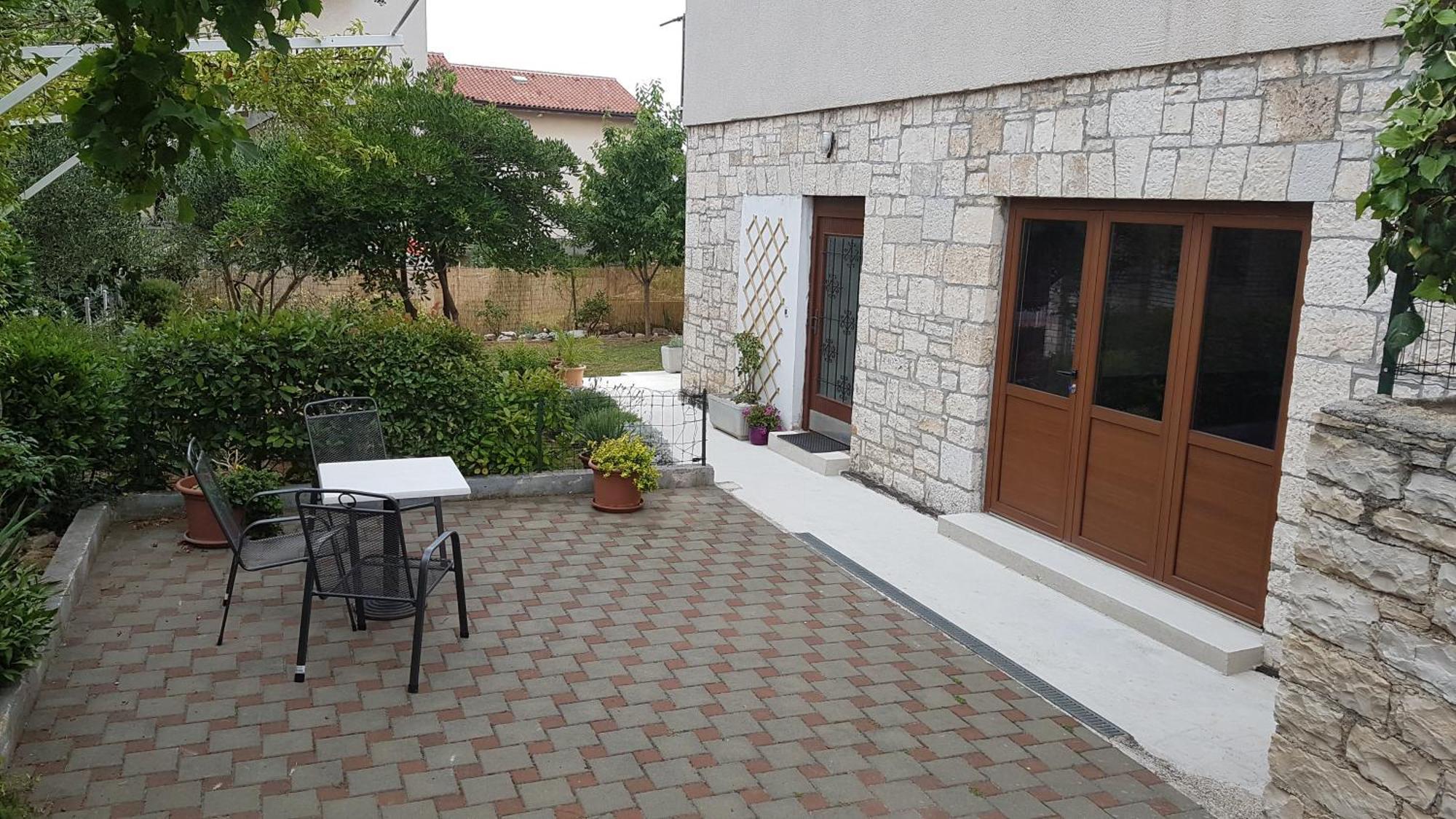Apartments Ana And Vesna Pula Ngoại thất bức ảnh